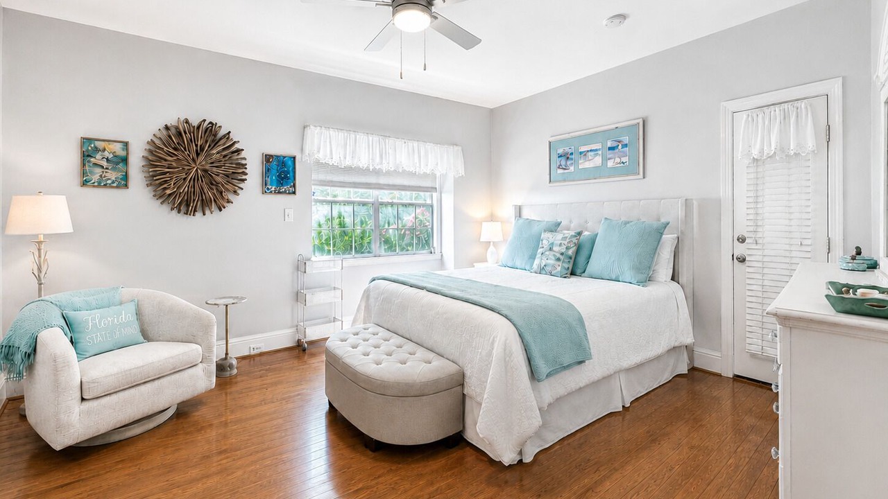 Photo of Bedroom in Dune Allen Beach