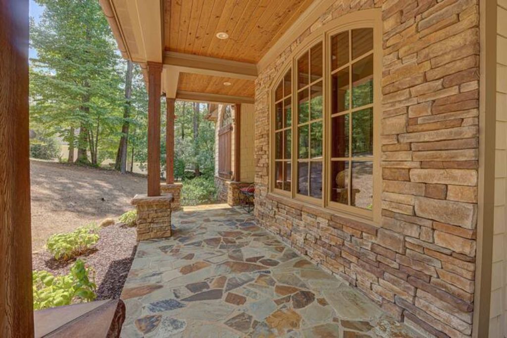 Photo of Patio Balcony in Wedowee
