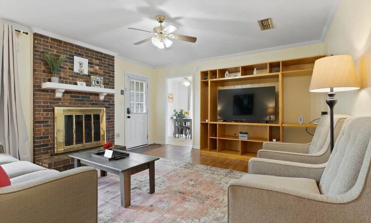 Photo of Bedroom in Montgomery