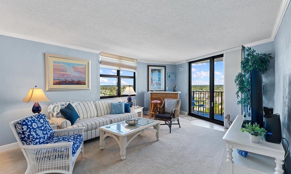 Photo of Livingroom in Ormond-by-the-Sea