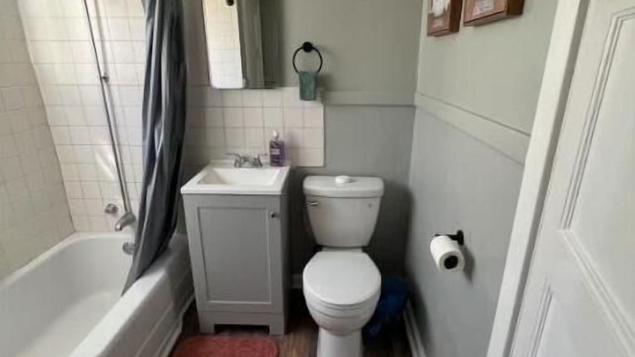 Photo of Bathroom in Valdosta