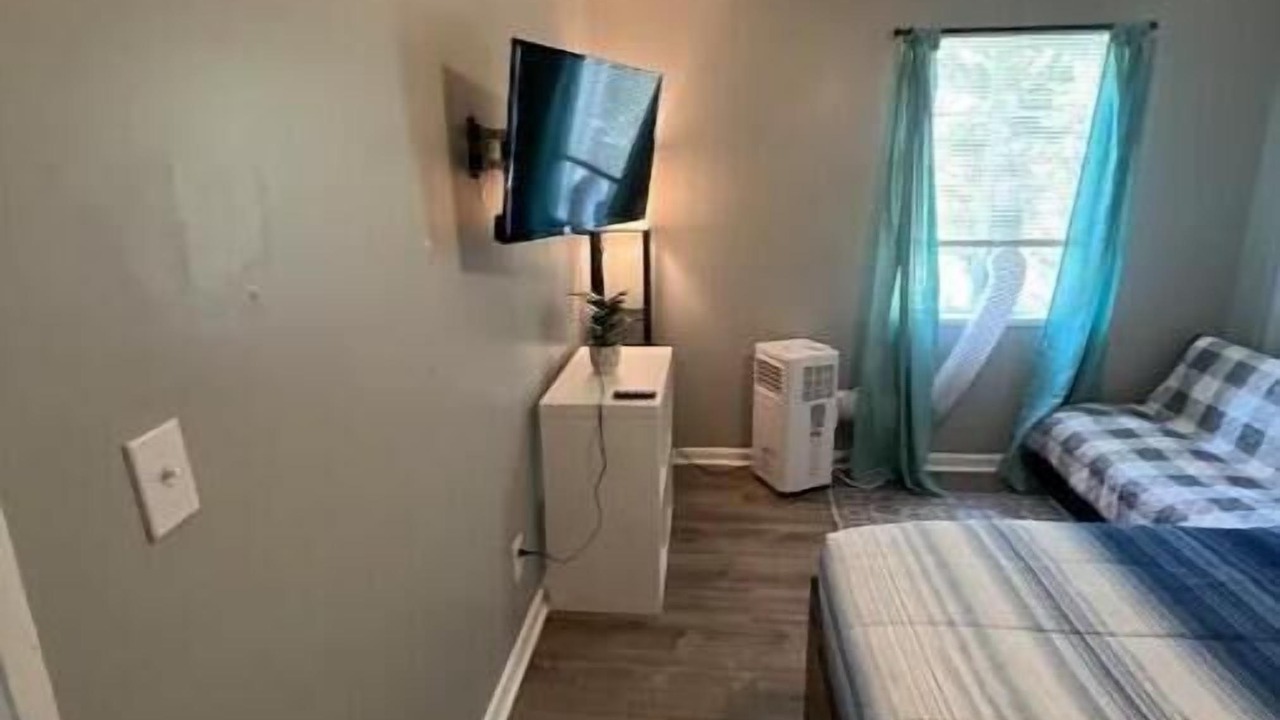 Photo of Bedroom in Valdosta