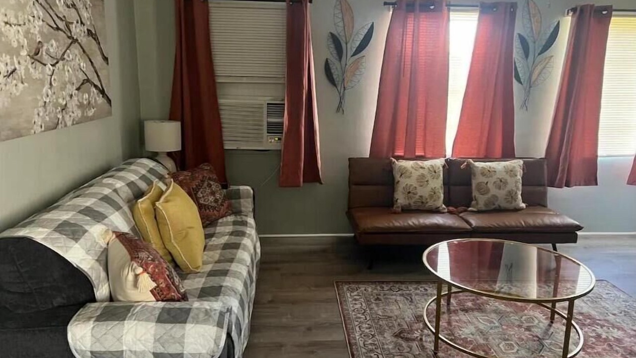 Photo of Livingroom in Valdosta
