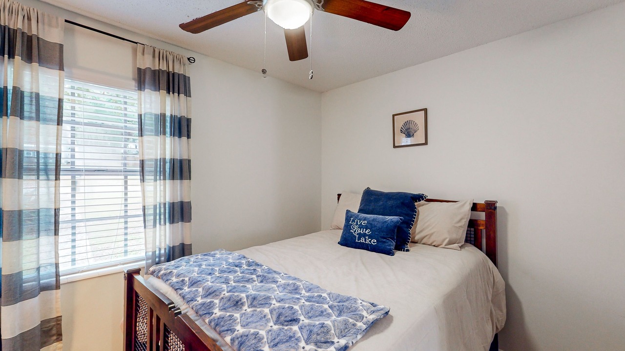 Photo of Bedroom in Milton