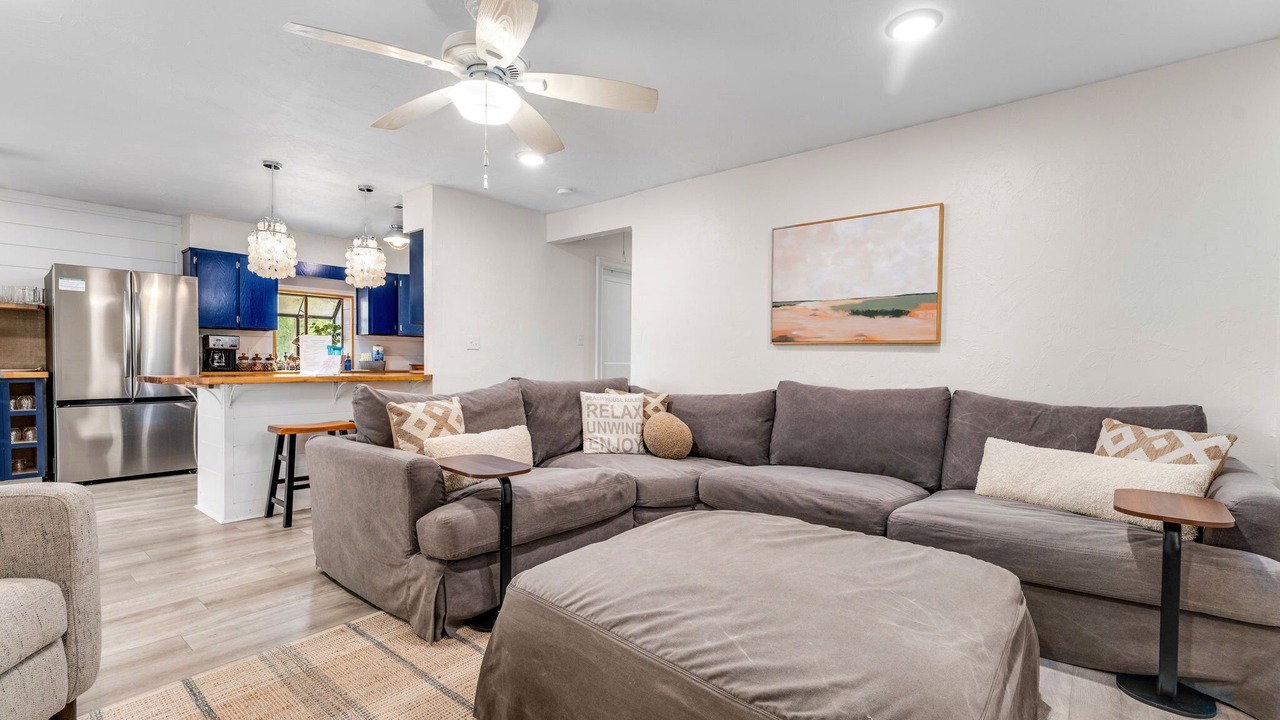 Photo of Livingroom in Carrabelle