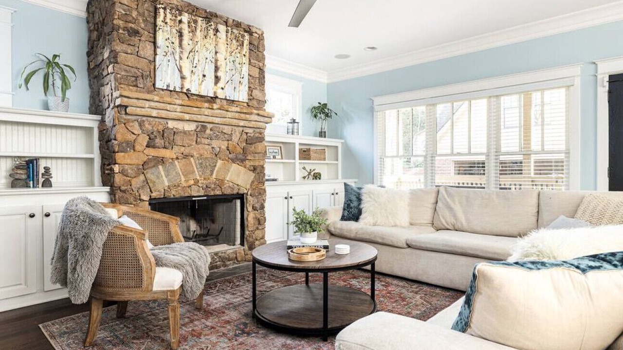 Photo of Livingroom in East Side