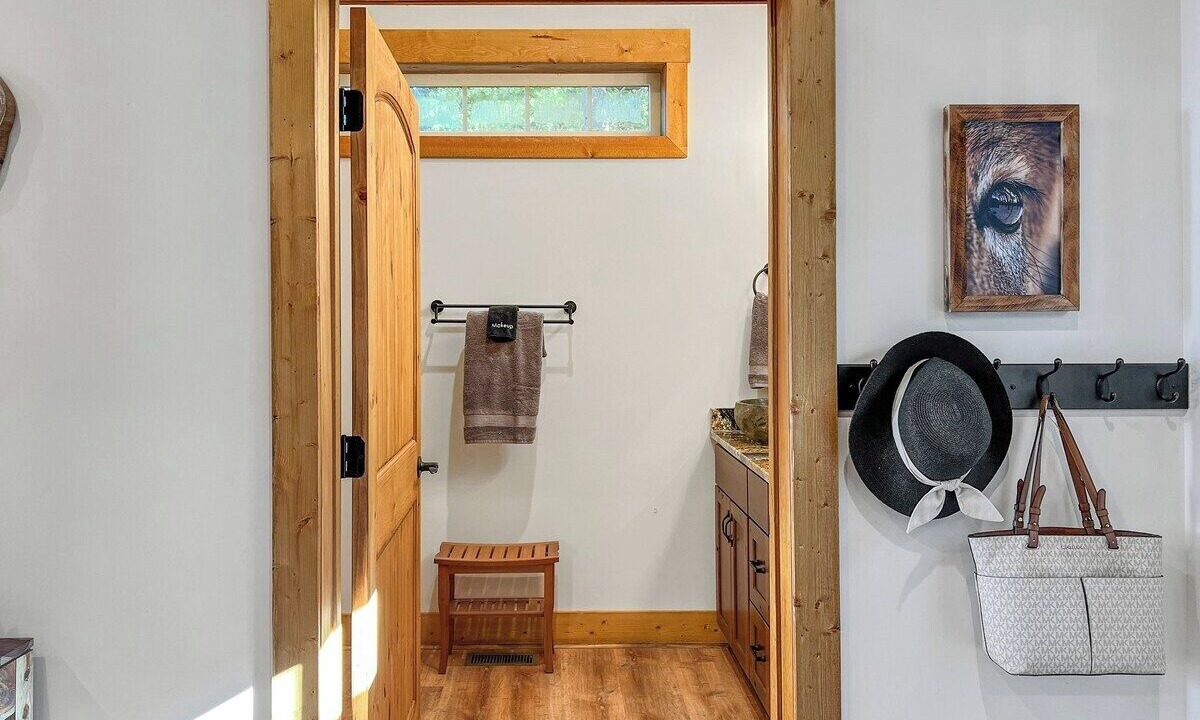 Photo of Bathroom in Ellijay