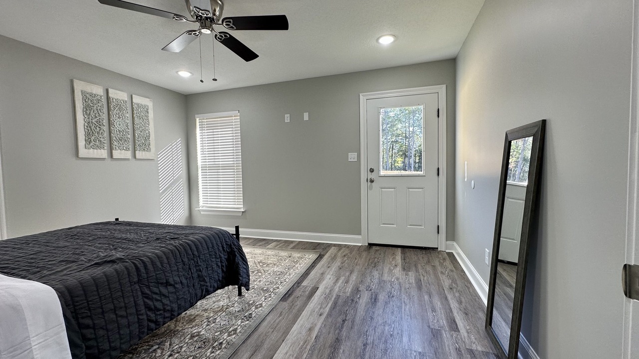 Photo of Bedroom in Petal