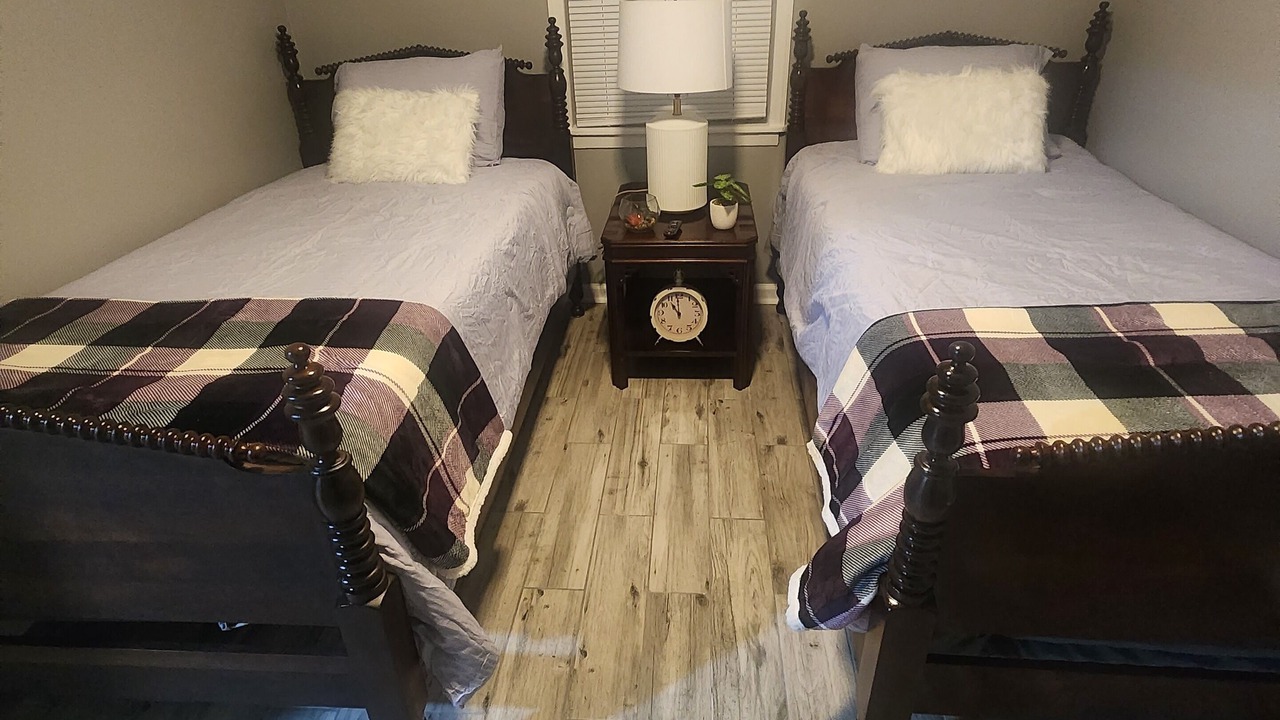 Photo of Bedroom in Hollandale