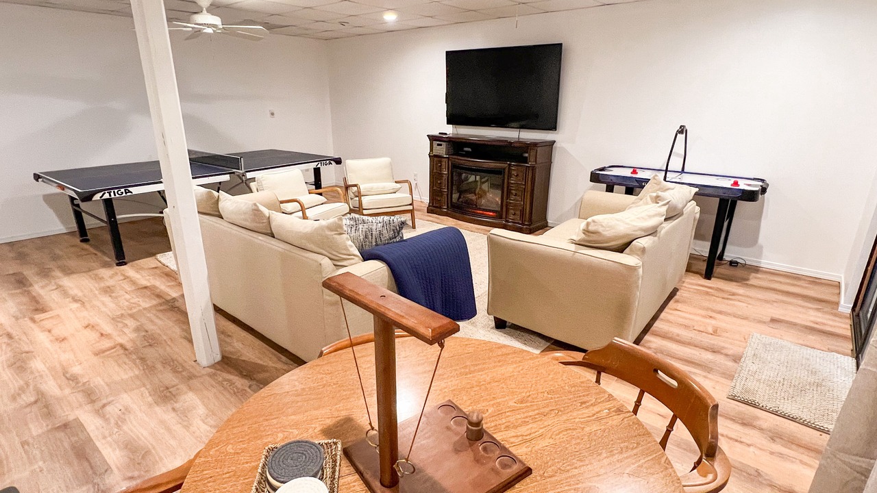 Photo of Livingroom in Jacksons' Gap