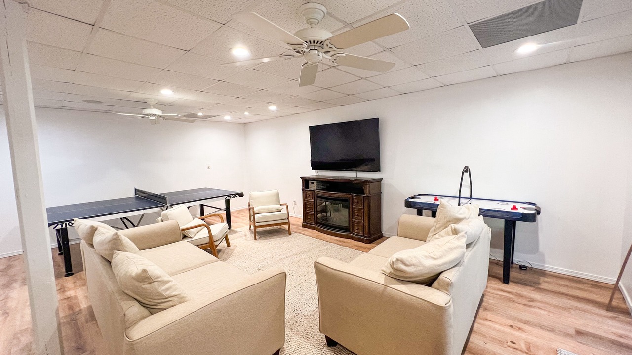 Photo of Livingroom in Jacksons' Gap