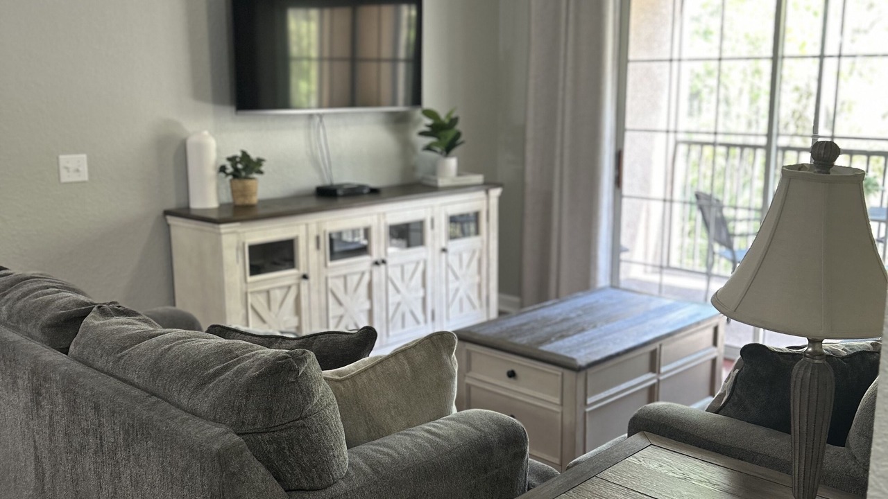 Photo of Livingroom in Four Corners