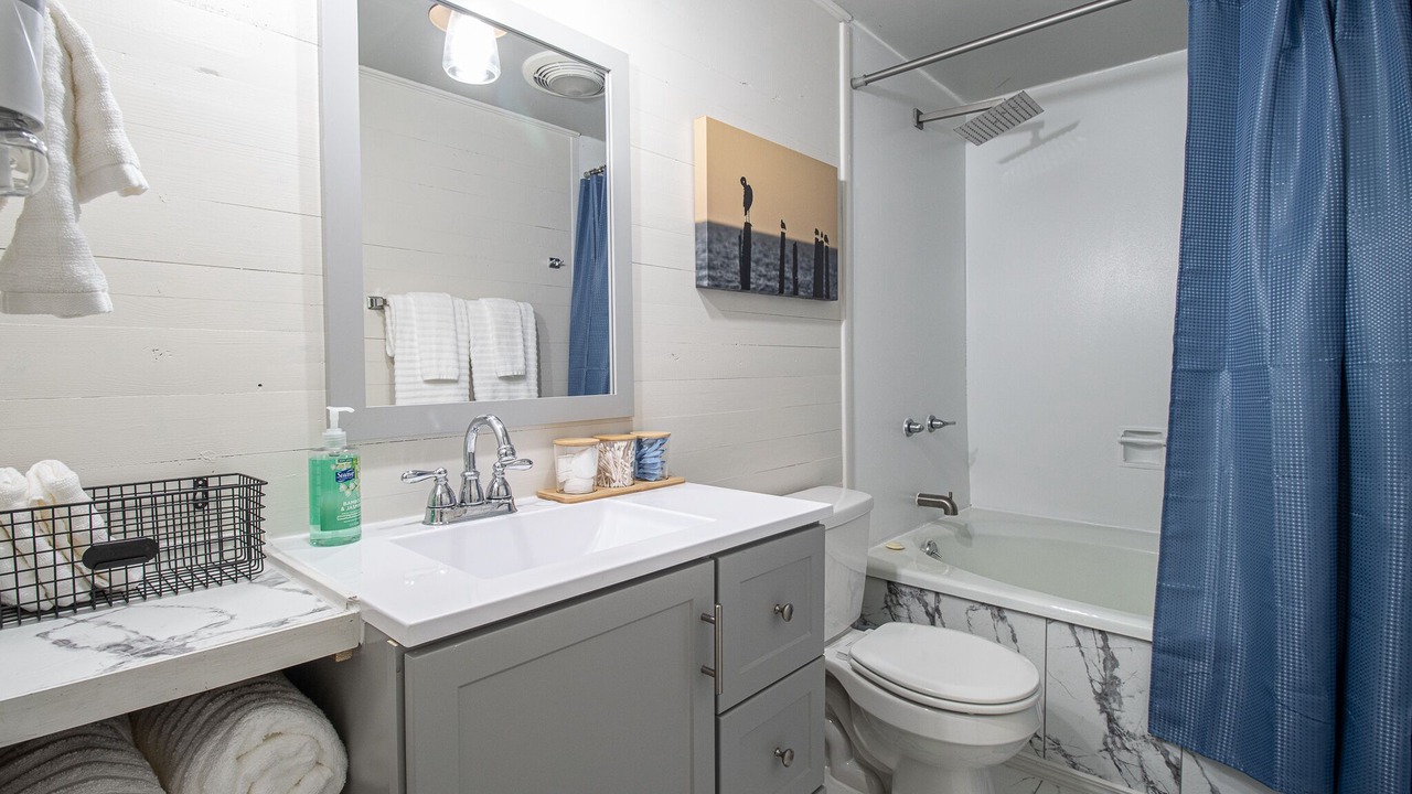 Photo of Bathroom in Diamondhead