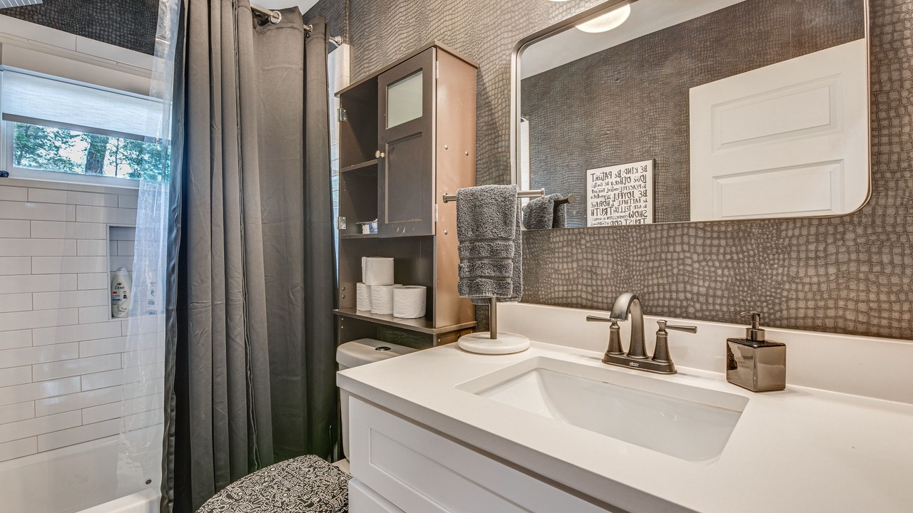 Photo of Bathroom in Church Street