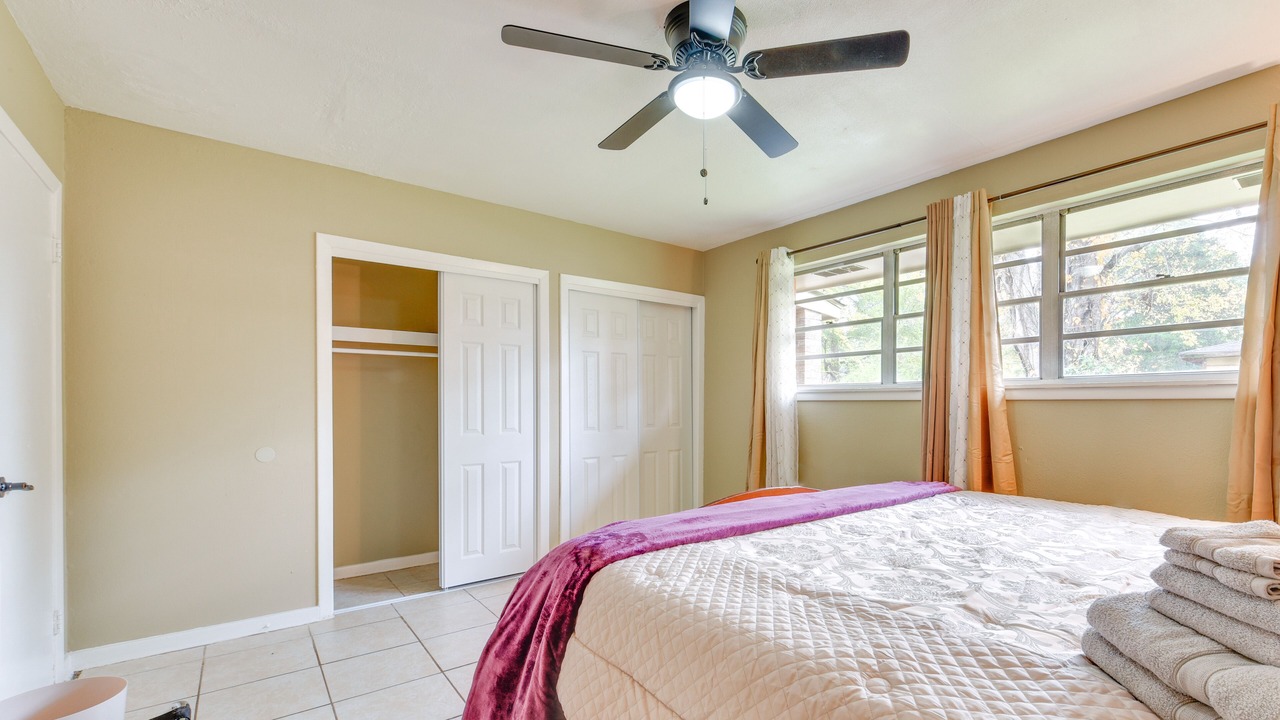 Photo of Bedroom in Scotlandville