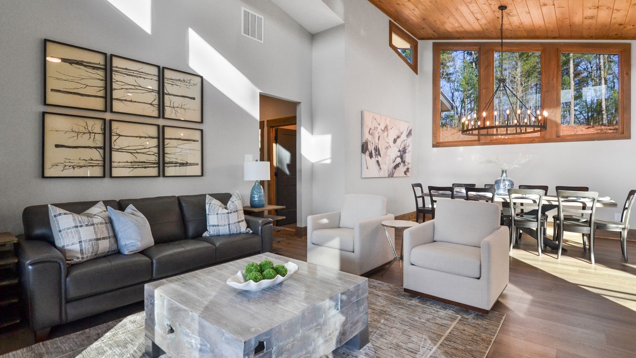 Photo of Livingroom in Ellijay