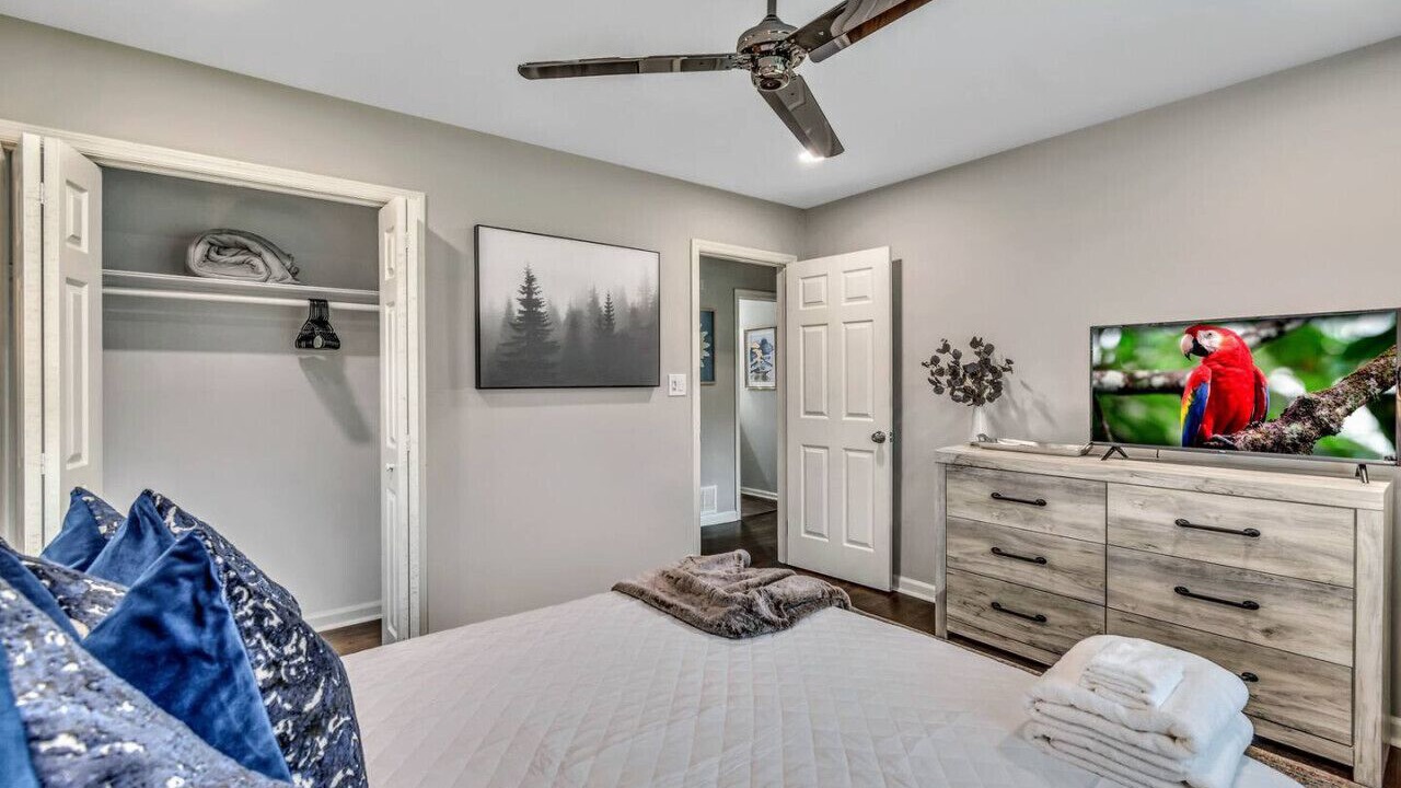 Photo of Bedroom in Mableton