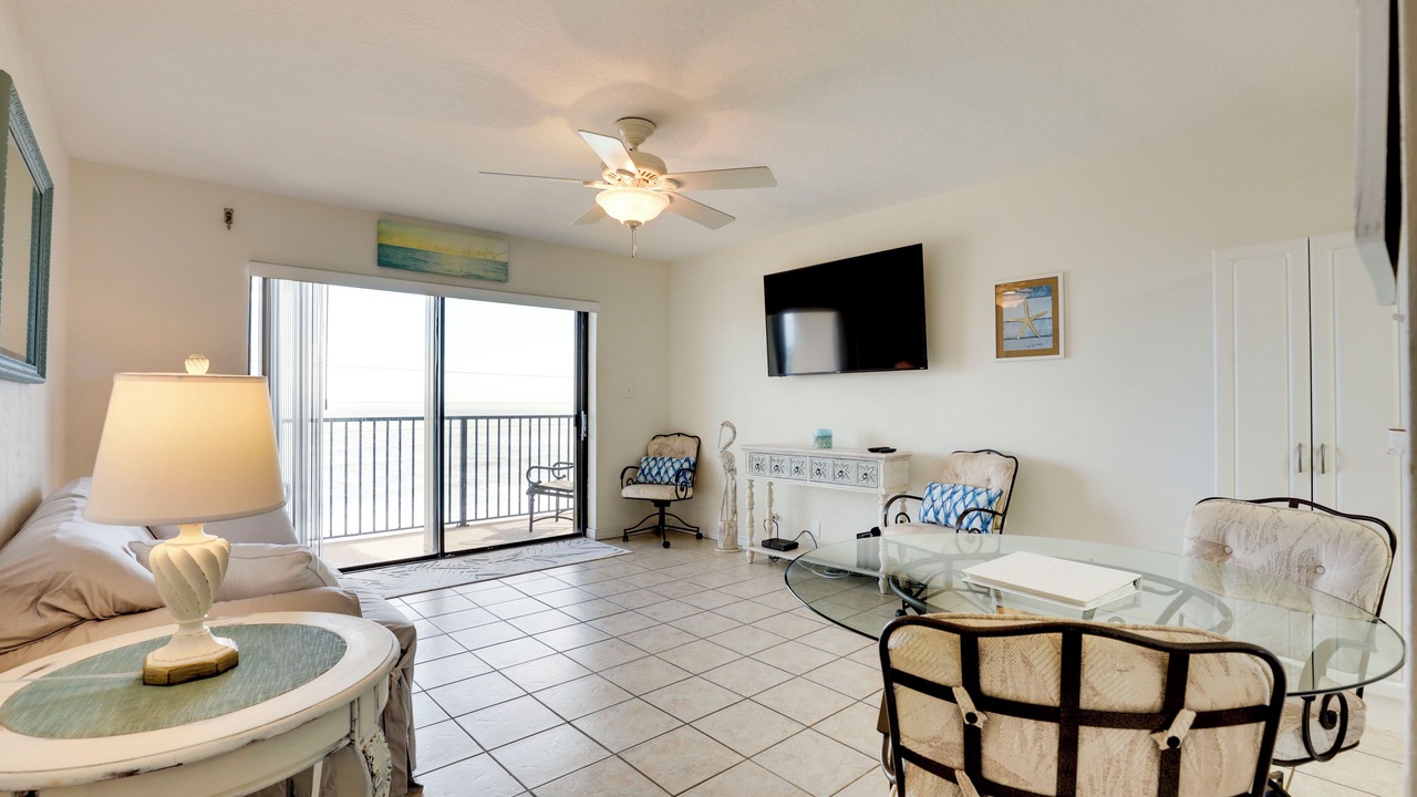 Photo of Bedroom in Ormond-by-the-Sea