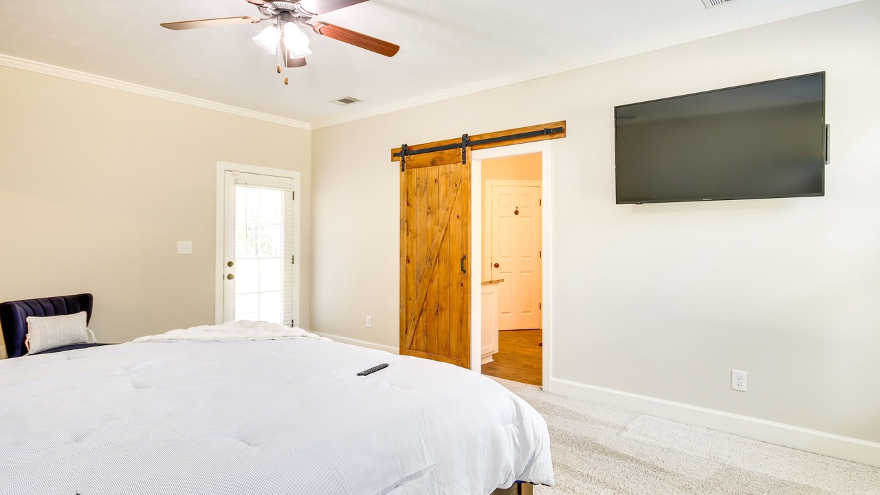 Photo of Bedroom in Peach Orchard