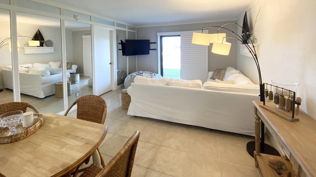 Photo of Bedroom in Ormond-by-the-Sea