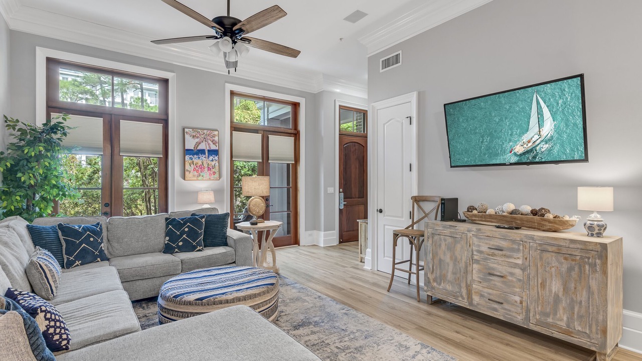 Photo of Livingroom in Baytowne Wharf