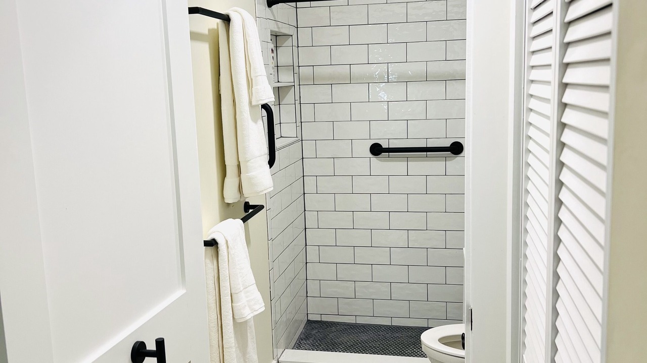 Photo of Bathroom in Fernandina Beach