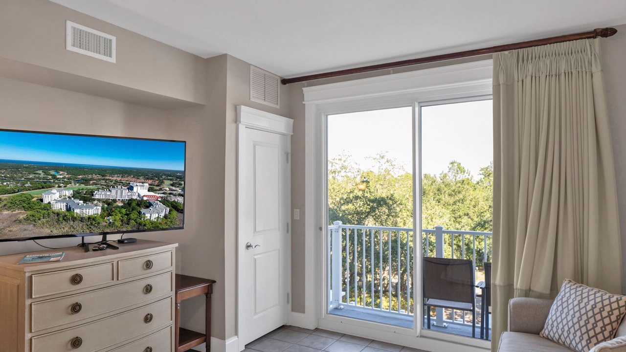 Photo of Patio Balcony in Baytowne Wharf