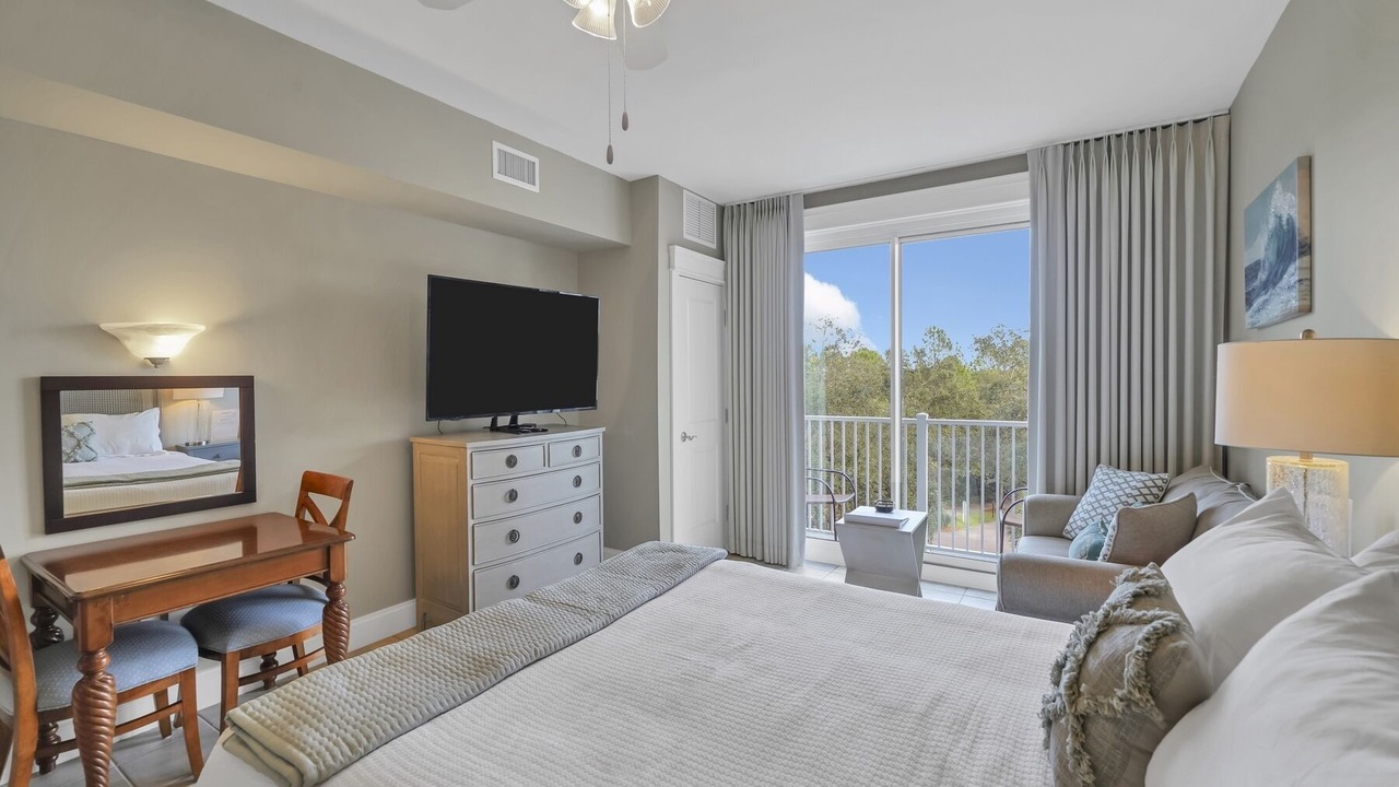 Photo of Bedroom in Baytowne Wharf