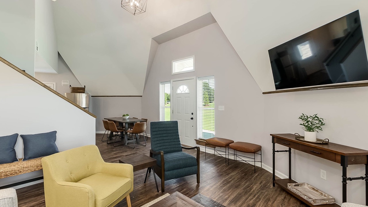 Photo of Livingroom in Tuscaloosa