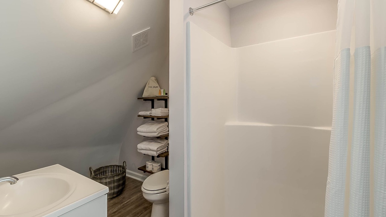 Photo of Bathroom in Tuscaloosa
