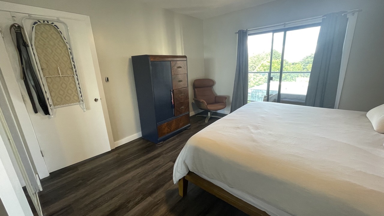 Photo of Bedroom in Midtown