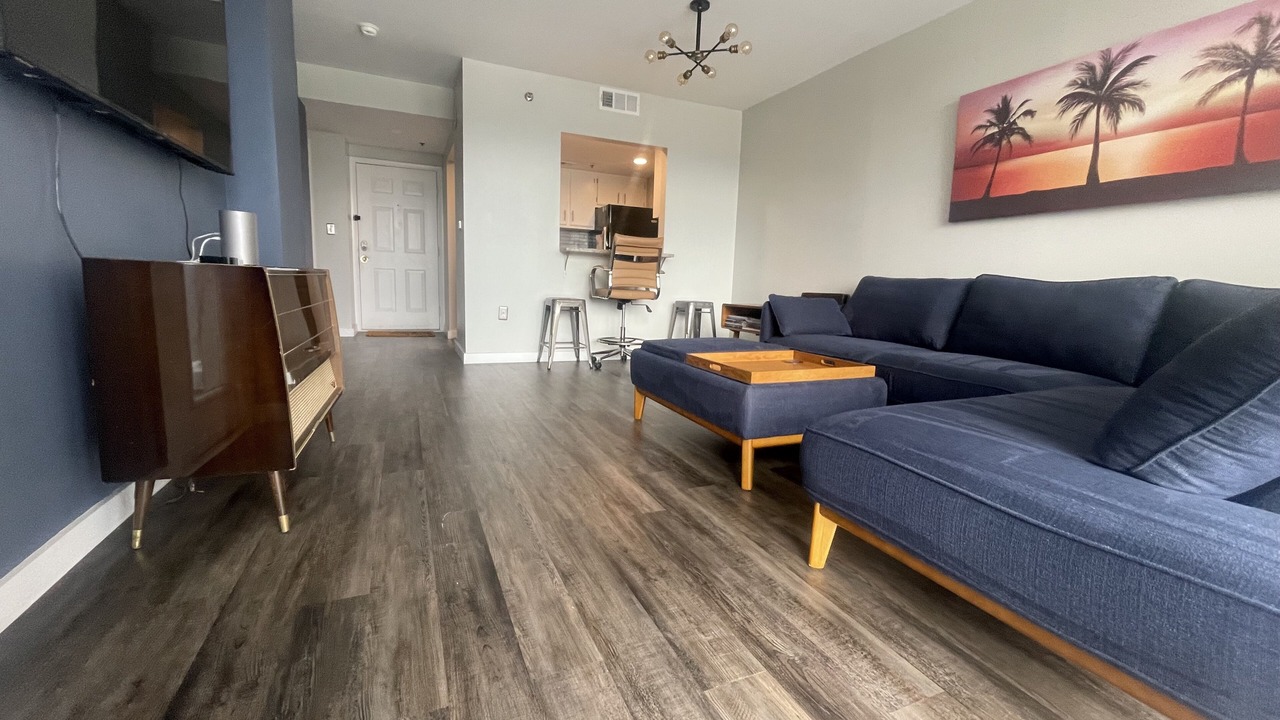 Photo of Livingroom in Midtown