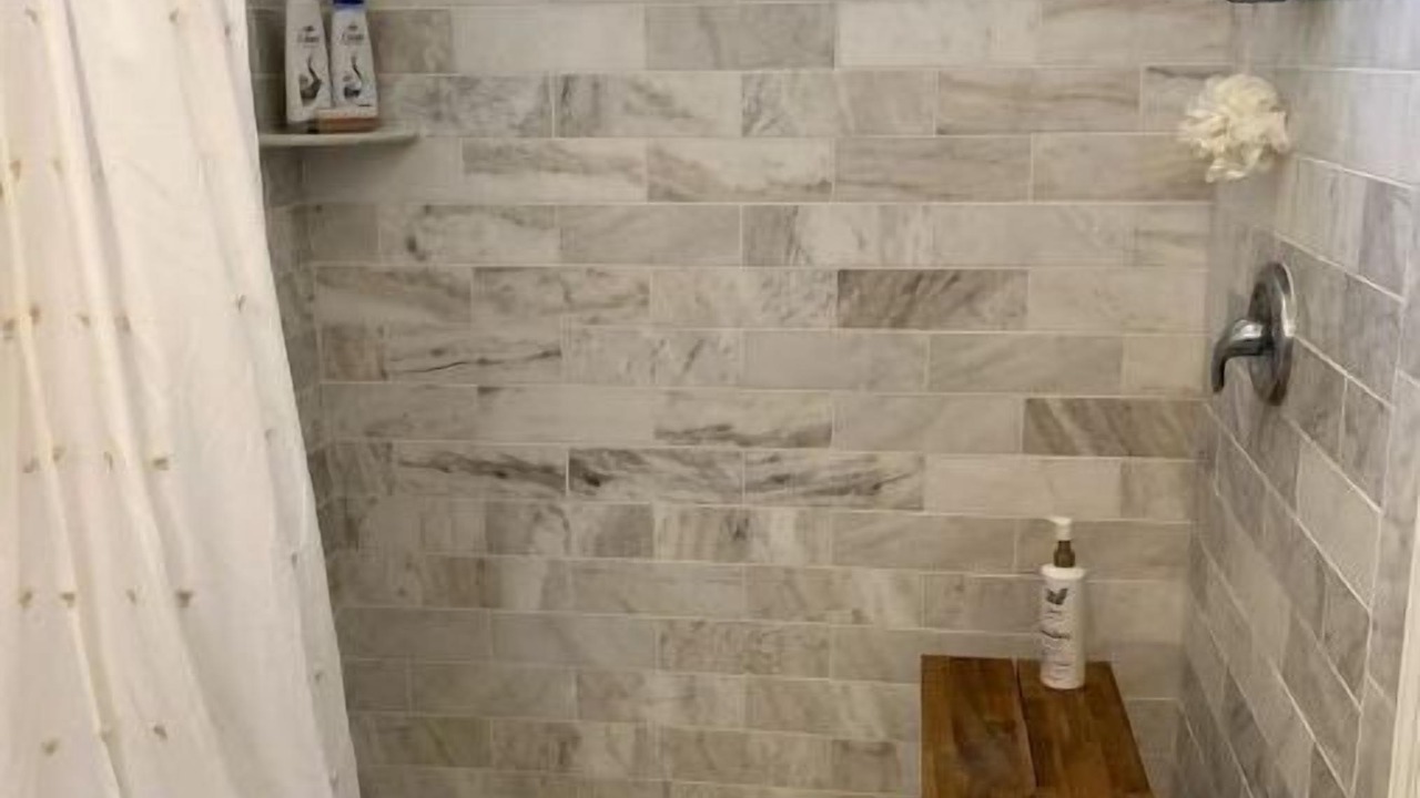 Photo of Bathroom in Umatilla
