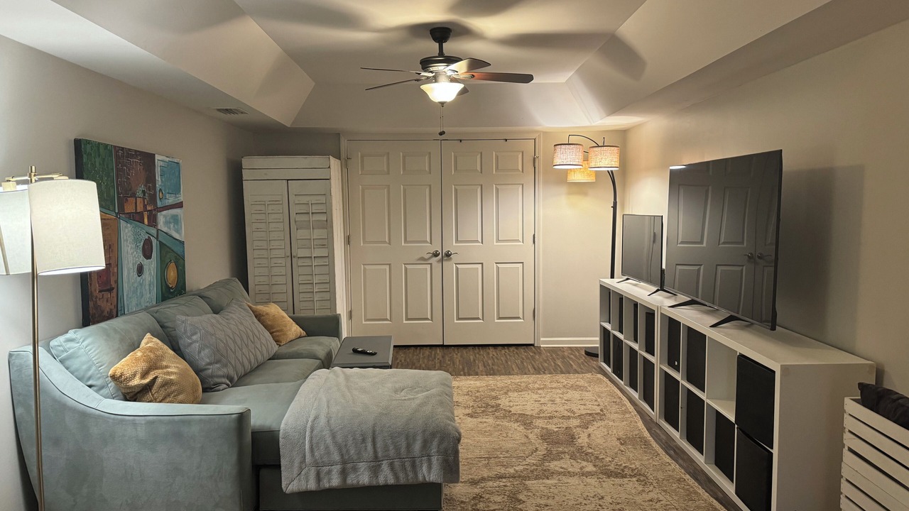 Photo of Livingroom in Peachtree City