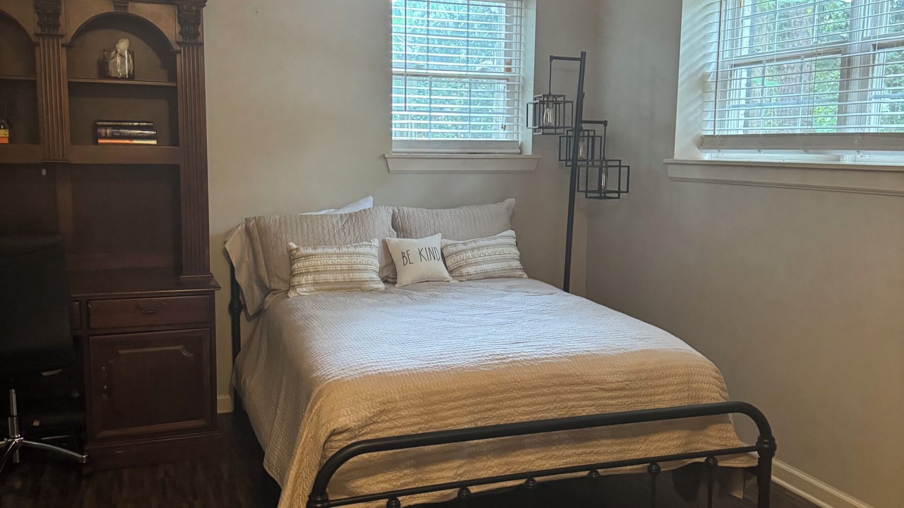 Photo of Bedroom in Peachtree City