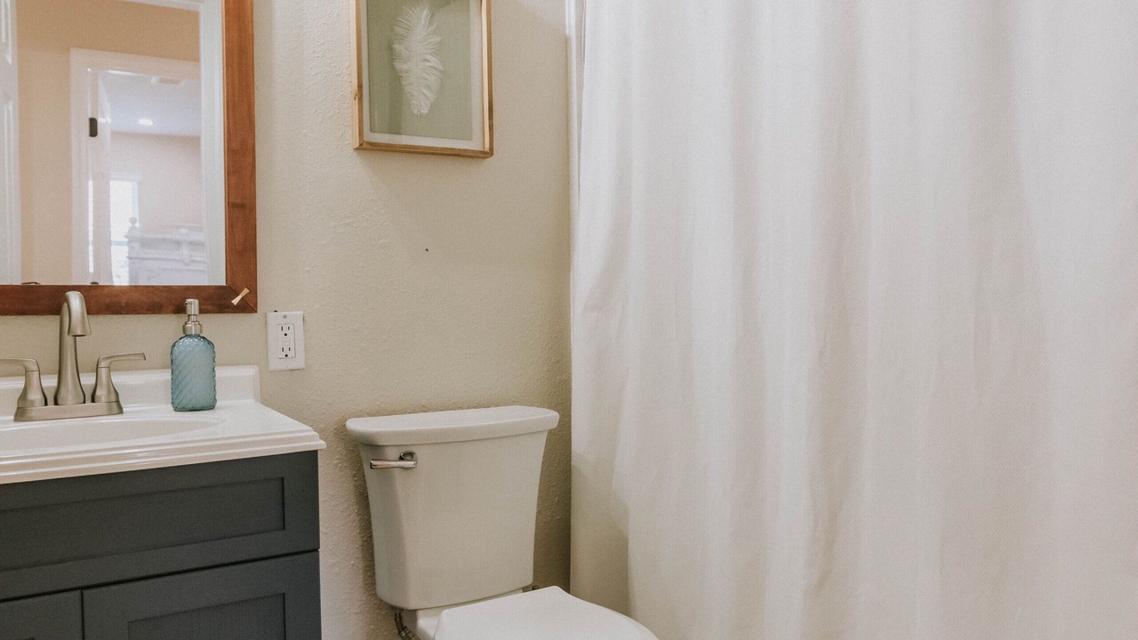 Photo of Bathroom in Ocean Springs