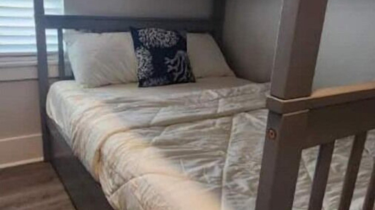 Photo of Bedroom in Mississippi City
