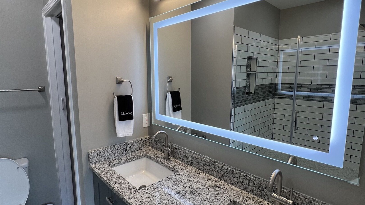 Photo of Bathroom in Castleberry Hill