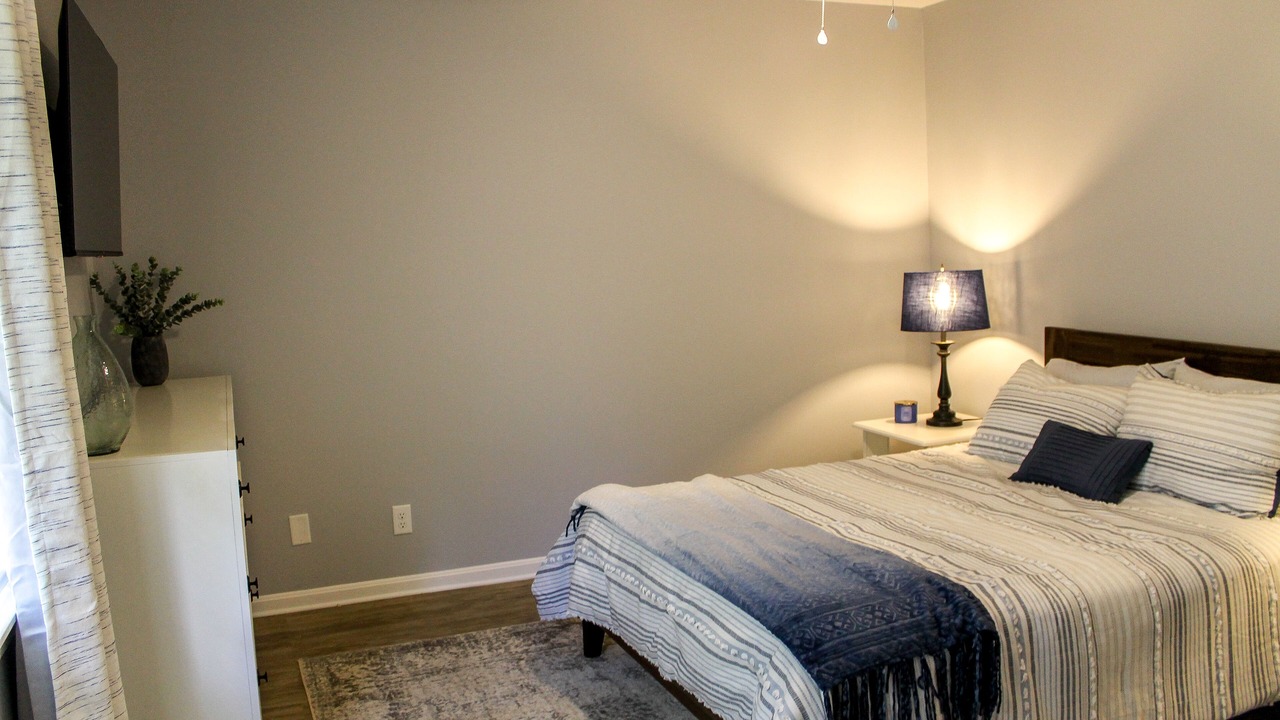 Photo of Bedroom in Northport