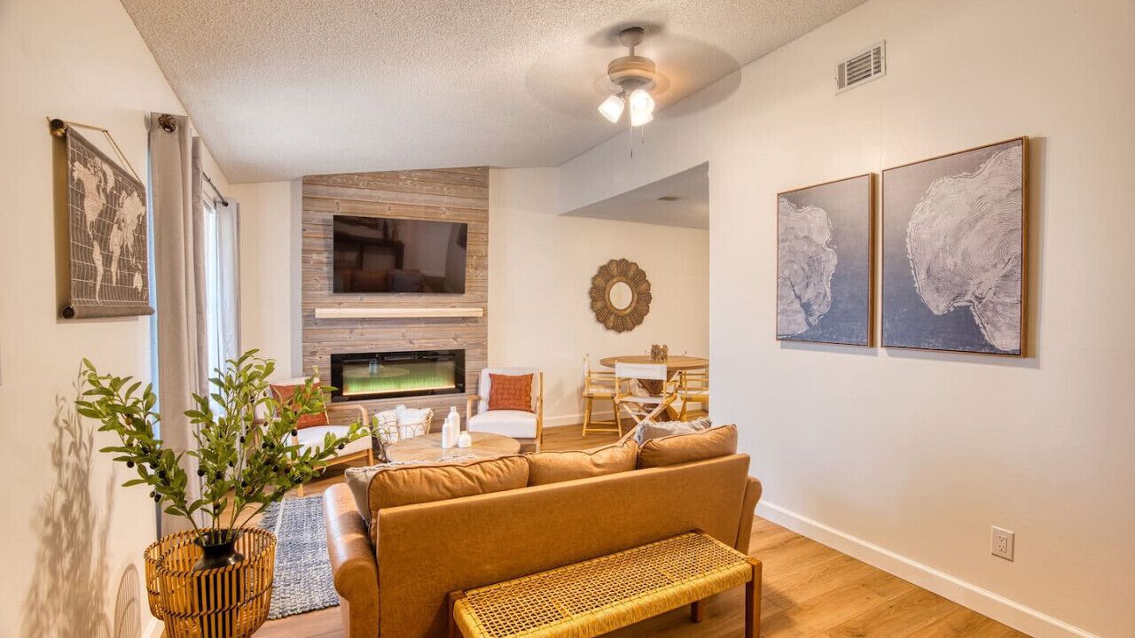 Photo of Livingroom in Moultrie