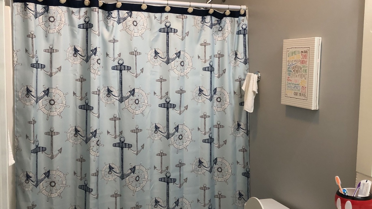 Photo of Bathroom in Groveoak