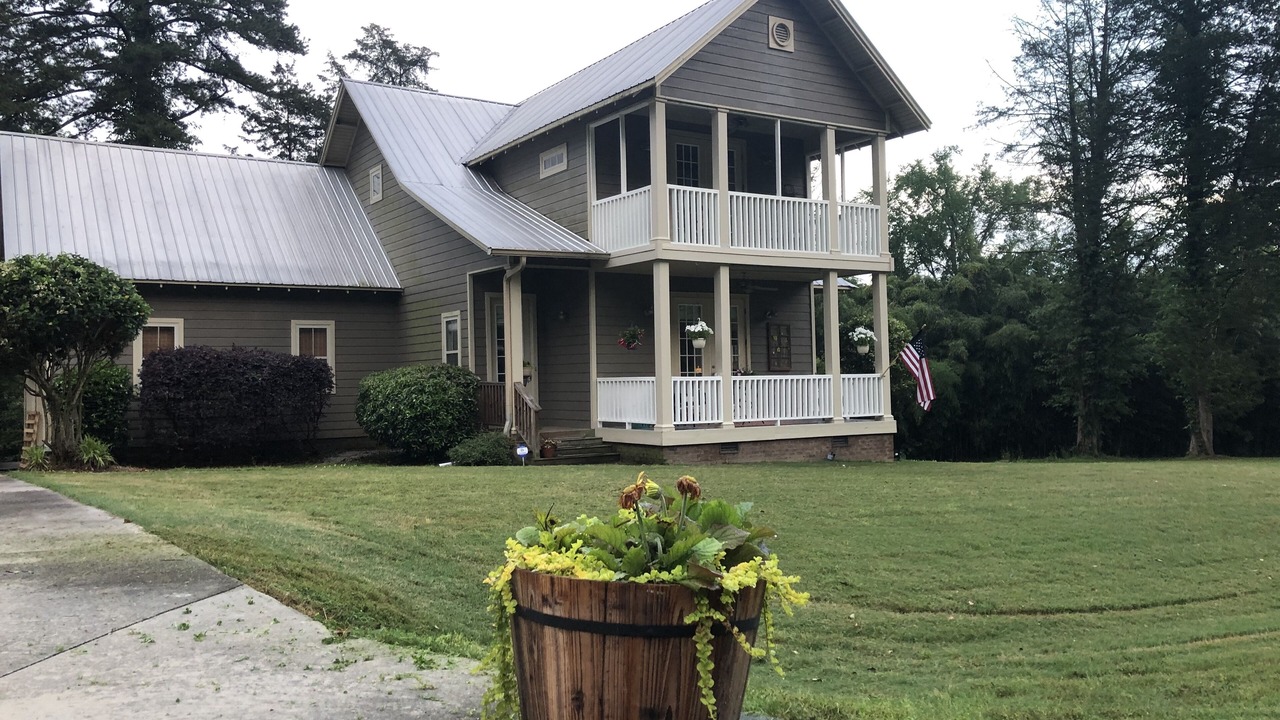 Photo of Outdoor in Groveoak
