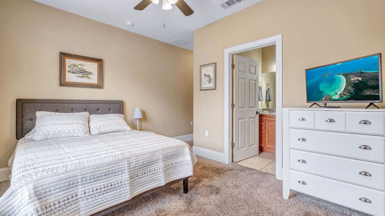 Photo of Bedroom in Governor's Walk