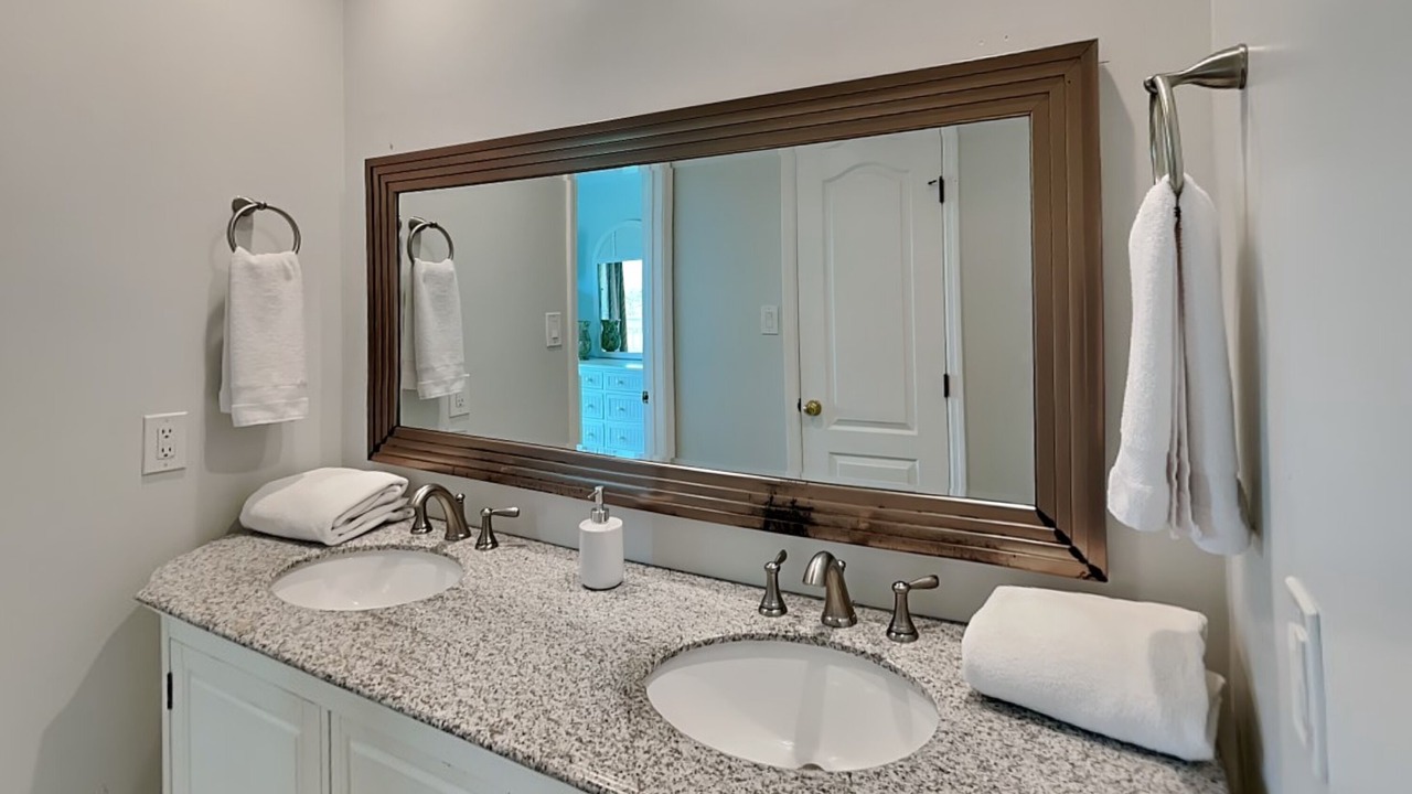 Photo of Bathroom in Tybee Island
