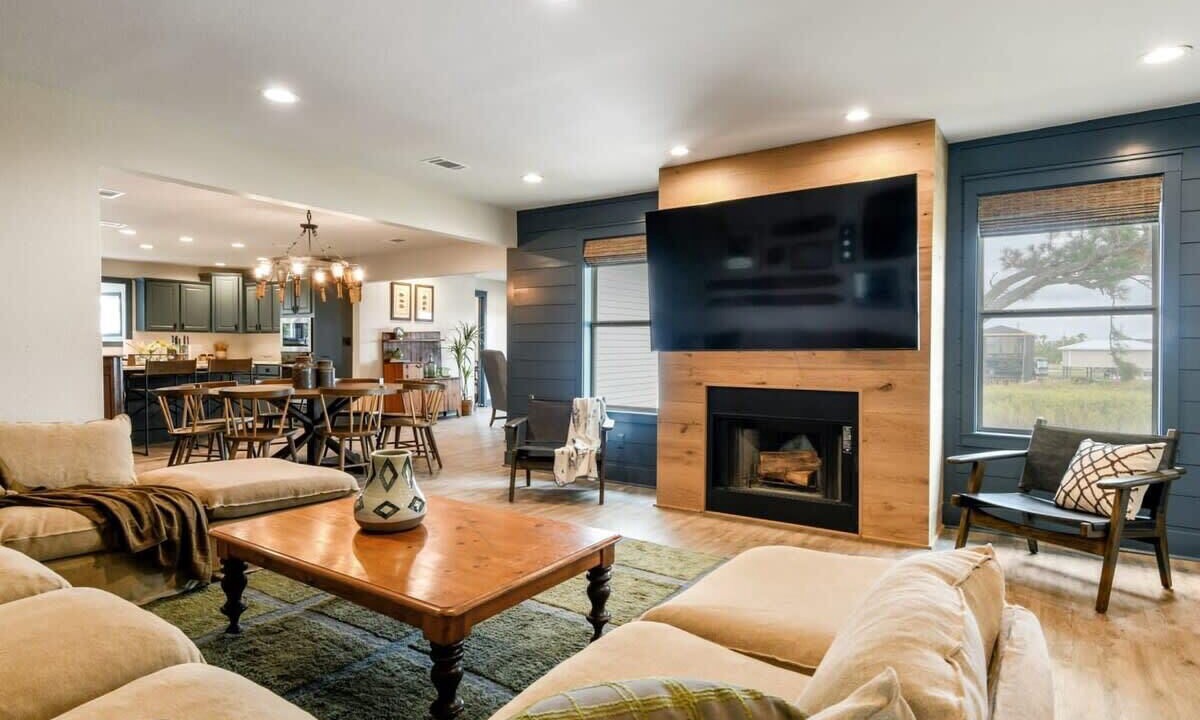 Photo of Livingroom in Shoreline Park