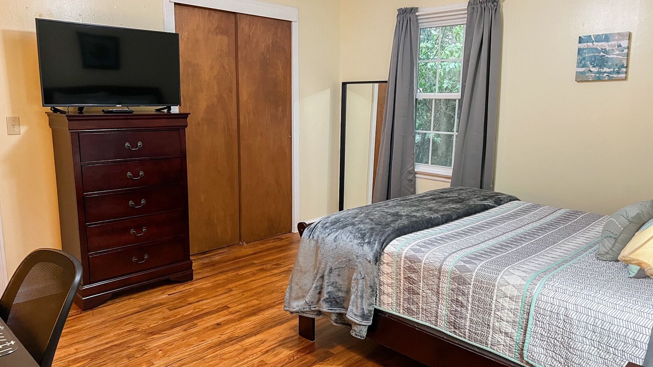 Photo of Bedroom in Prattville