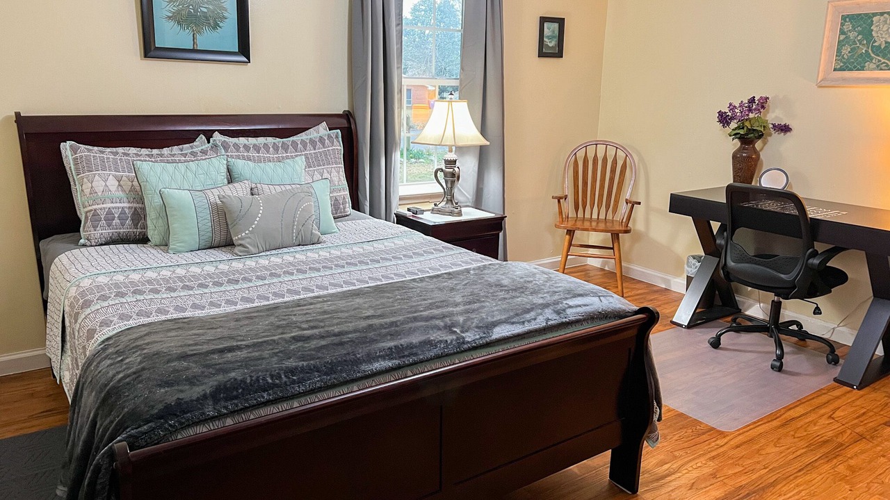 Photo of Bedroom in Prattville