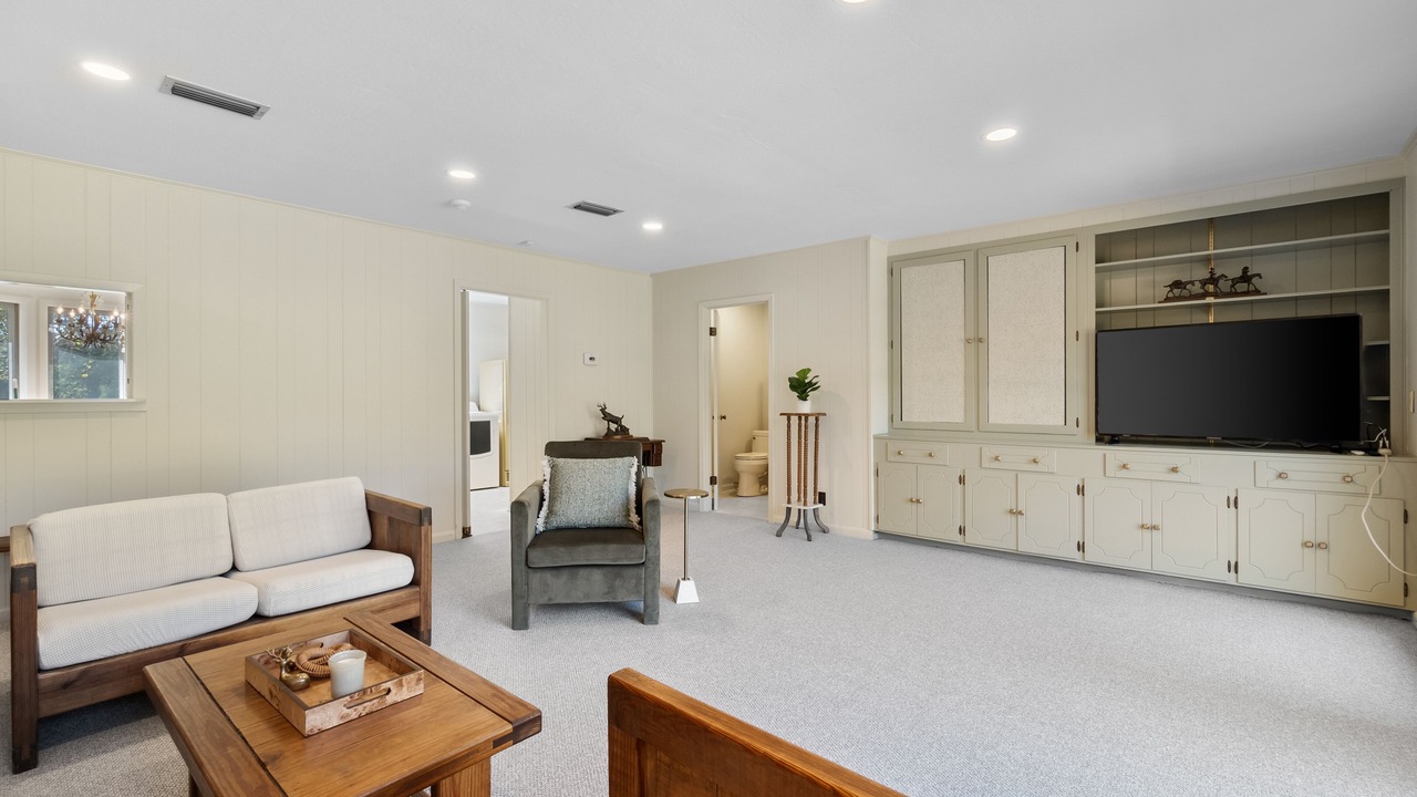 Photo of Livingroom in Hattiesburg