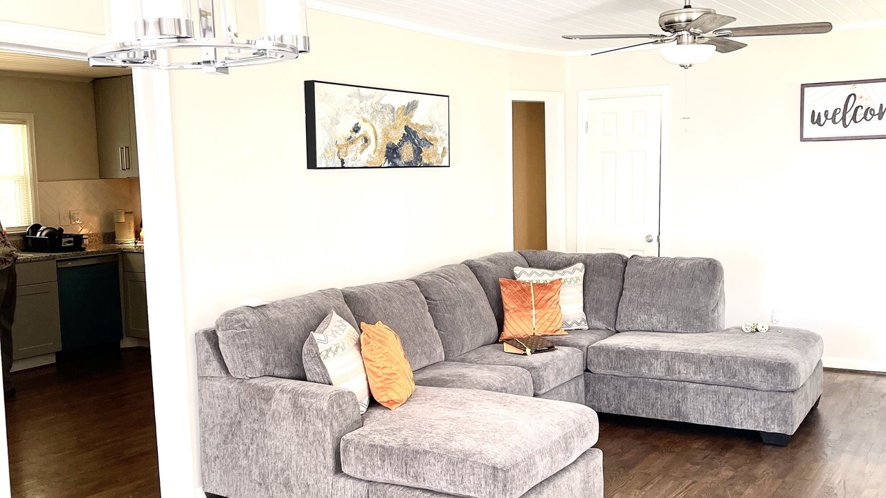 Photo of Livingroom in Tarrant