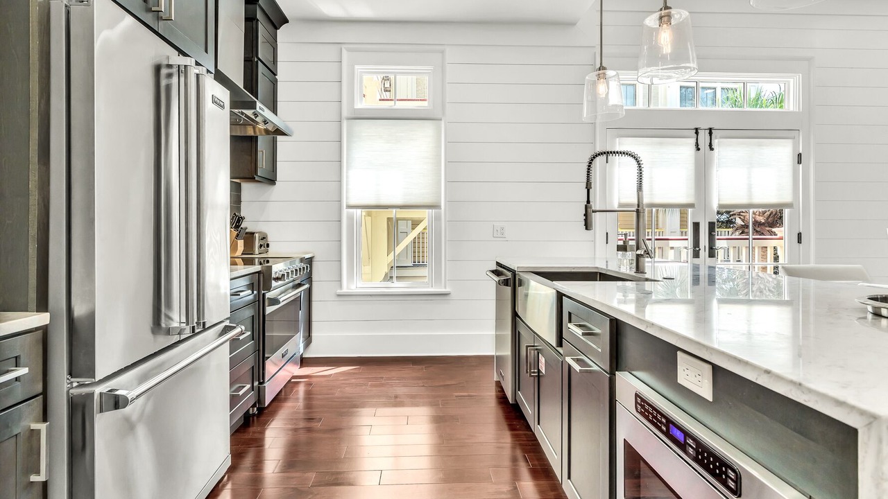 Photo of Kitchen in Beach District